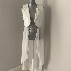 White vest